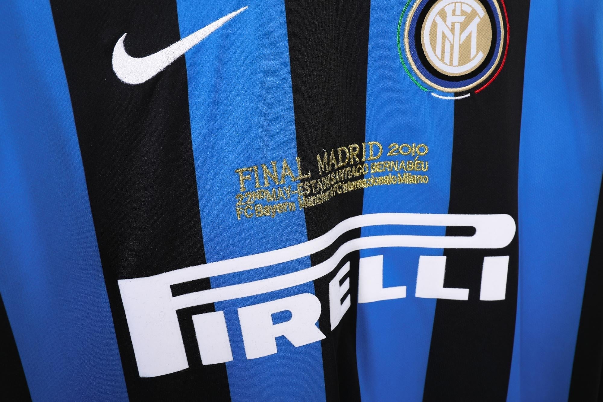 Maglia Home Retro Final UCL Manica Larga 2009/2010